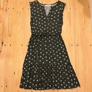 LOFT dress size small. Great for work or play!